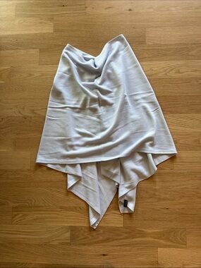 Asymmetrical Light blue Knit poncho - Women's